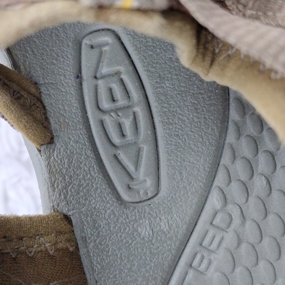 Keen Whisper Coffee Liqueur Suede Fabric Round Toe Toggle Lace Sport Sandal Shoe - Picture 10 of 16